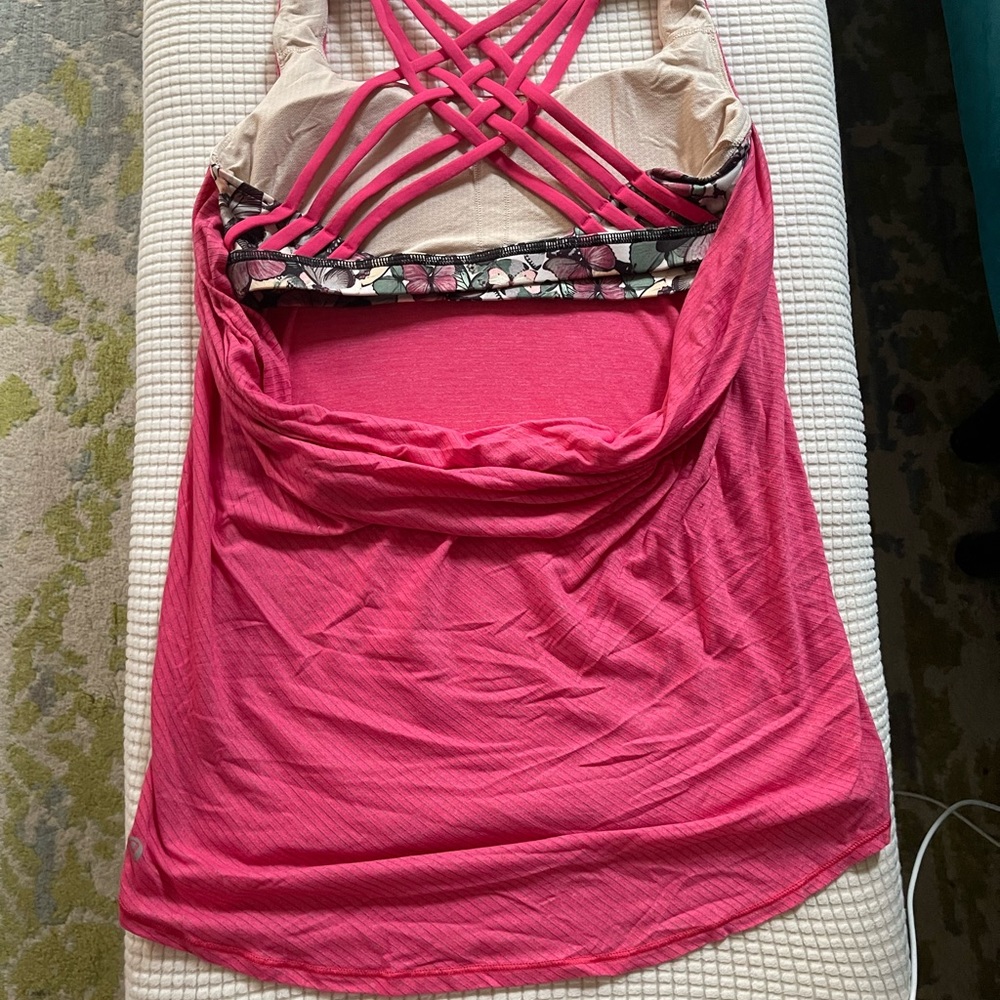 Lulu Top - Picture 2 of 3